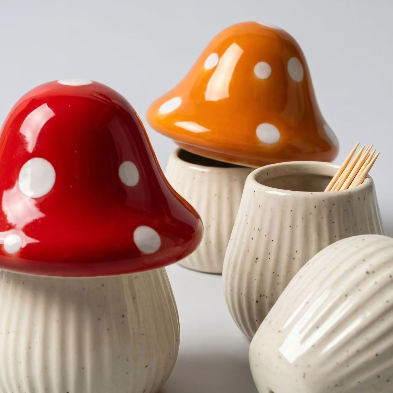 Cartoon Mushroom Ceramic Stora - Kitchen Appliances Rack recension och pris